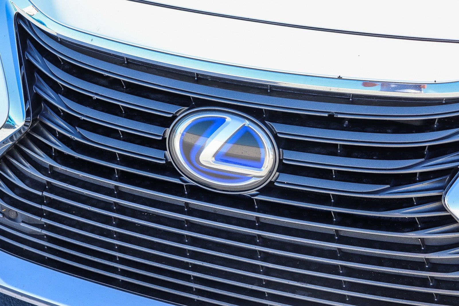 Used 2018 Lexus ES 300h w/ Navigation Package FWD image 13