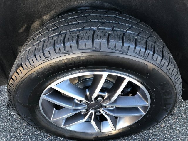 Used 2022 Jeep Grand Cherokee Limited w/ Tech Group image 24