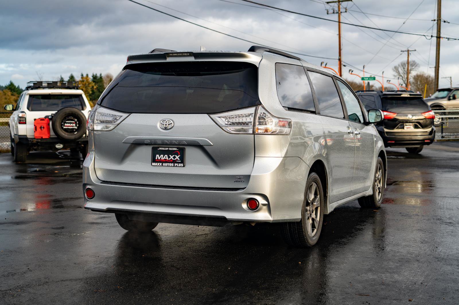 Used 2020 Toyota Sienna SE AWD/4WD image 9