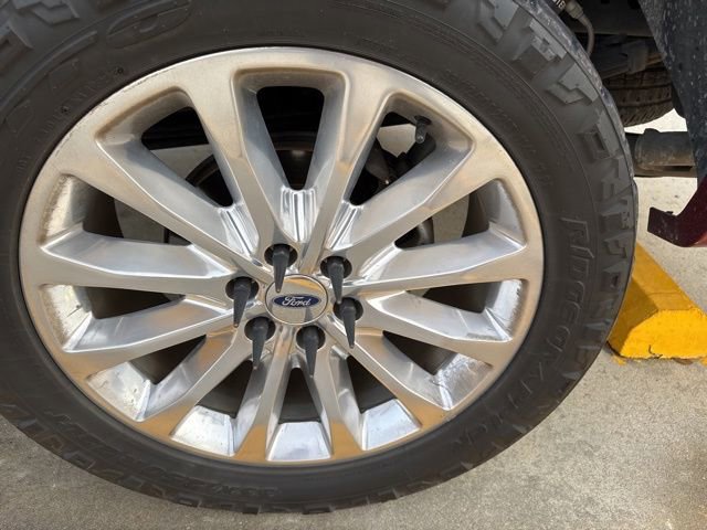 Used 2019 Ford F150 Limited image 14