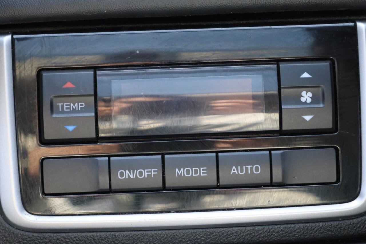 Used 2022 Subaru Ascent Onyx Edition image 24