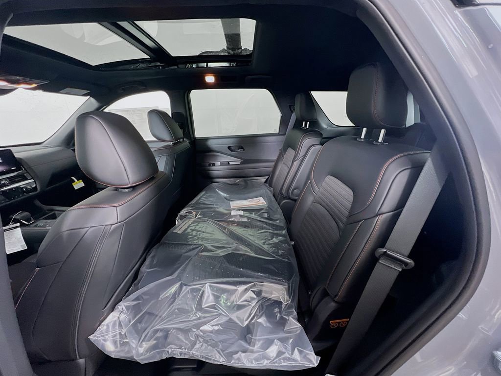 New 2026 Nissan Pathfinder Rock Creek image 22