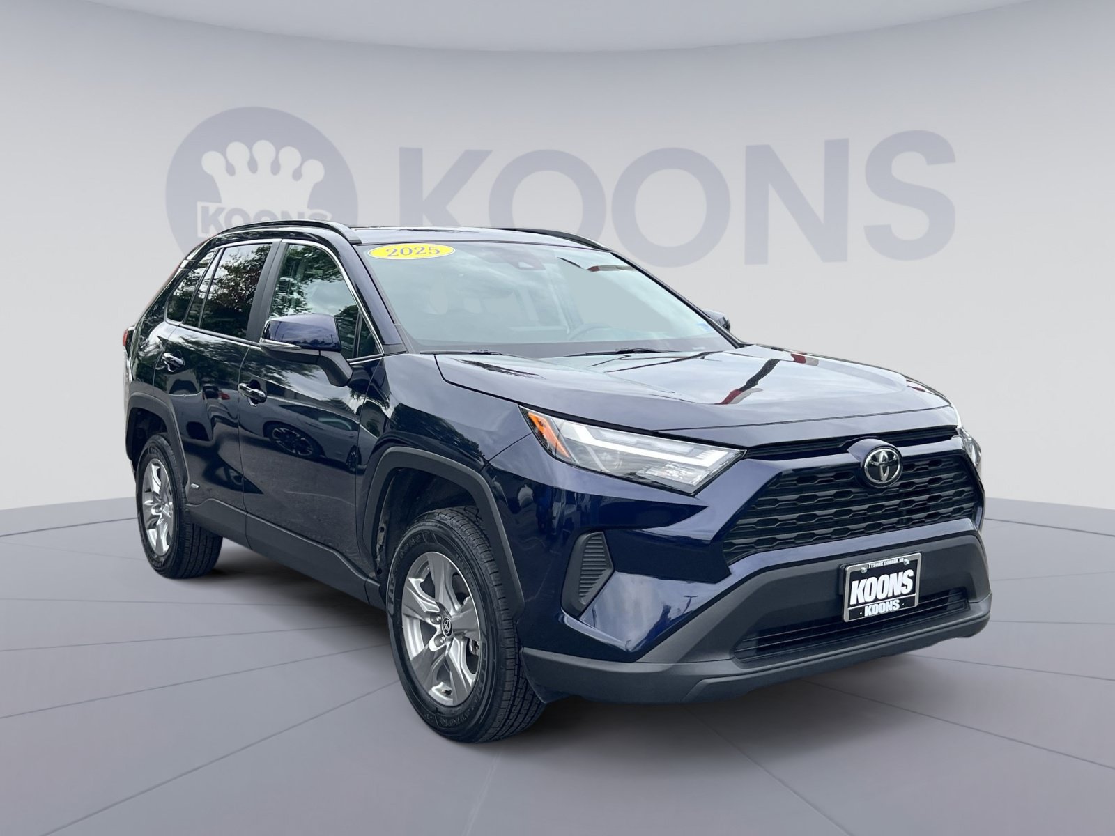 Used 2025 Toyota RAV4 XLE w/ Convenience Package AWD/4WD image 10