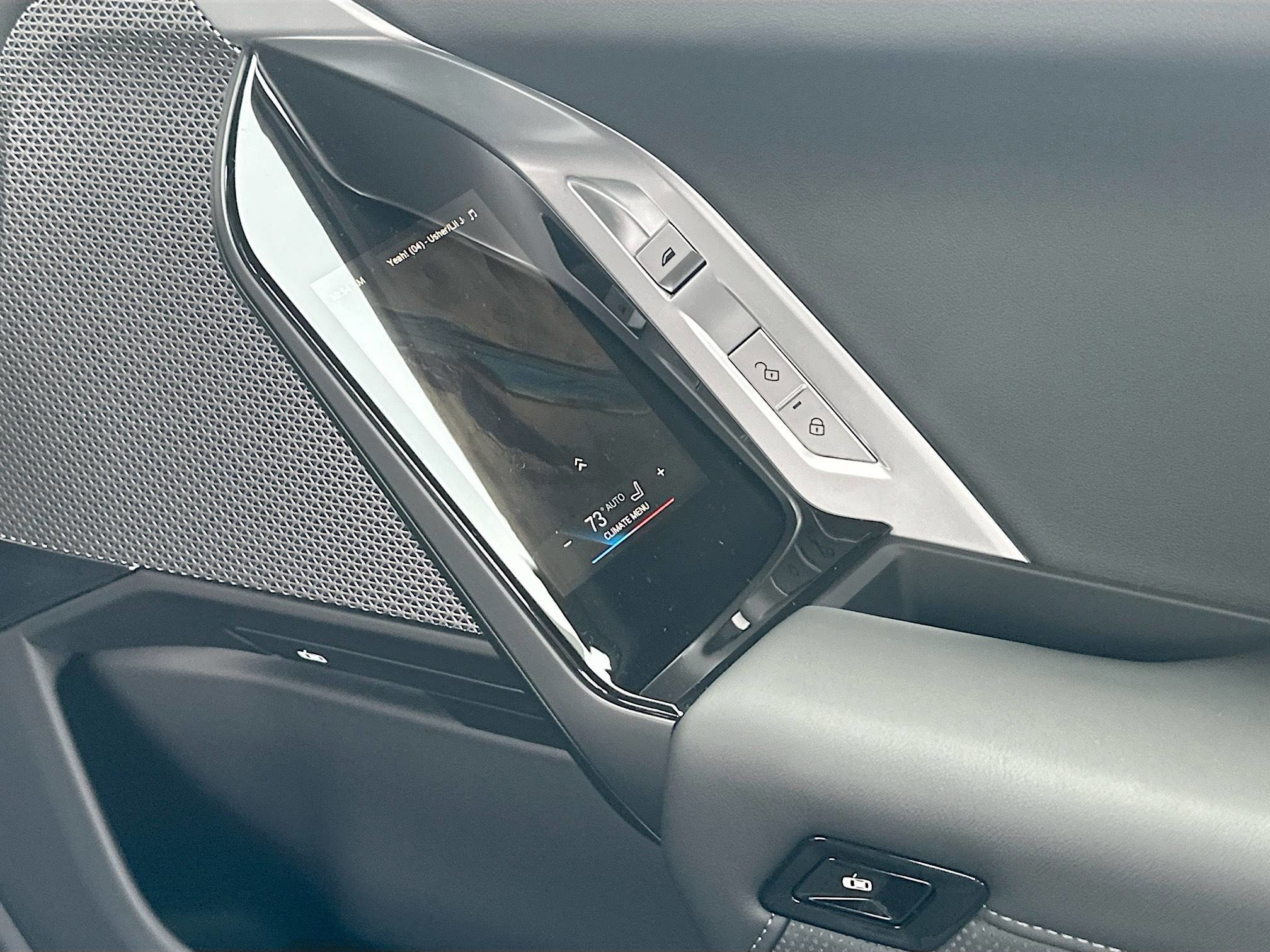 New 2026 BMW 750e xDrive image 19