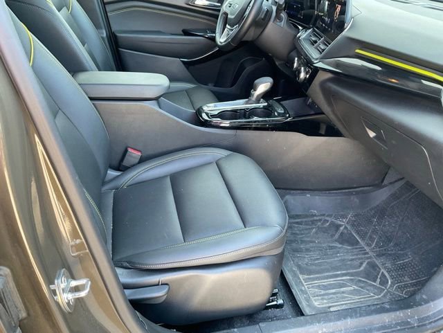 Used 2024 Chevrolet Trax ACTIV w/ Sunroof Package FWD image 18