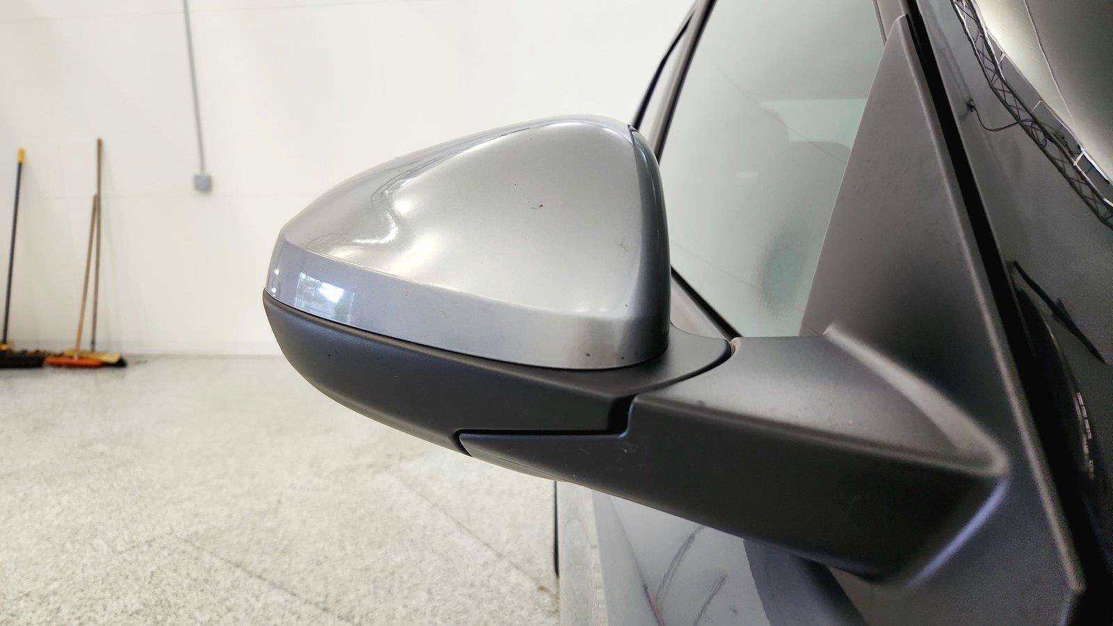 Used 2025 Chevrolet TrailBlazer LT AWD/4WD image 35