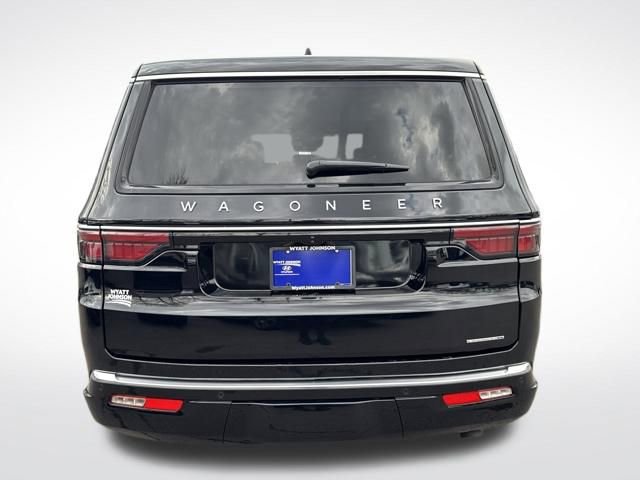 Used 2024 Jeep Wagoneer L Series II w/ Flexible Seating Group image 4