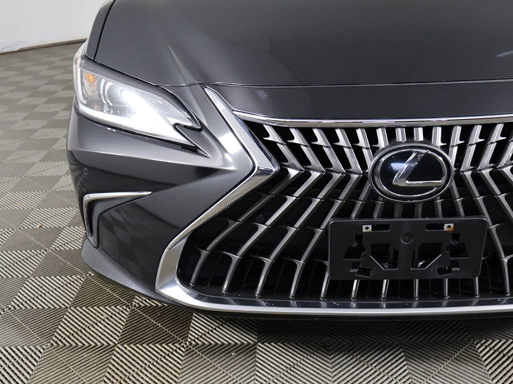 Used 2023 Lexus ES 350 w/ Premium Package FWD image 13