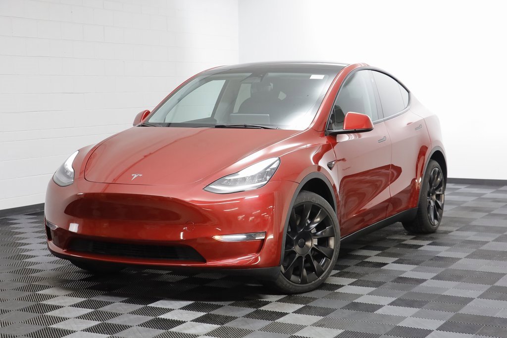 Used 2023 Tesla Model Y Long Range image 1