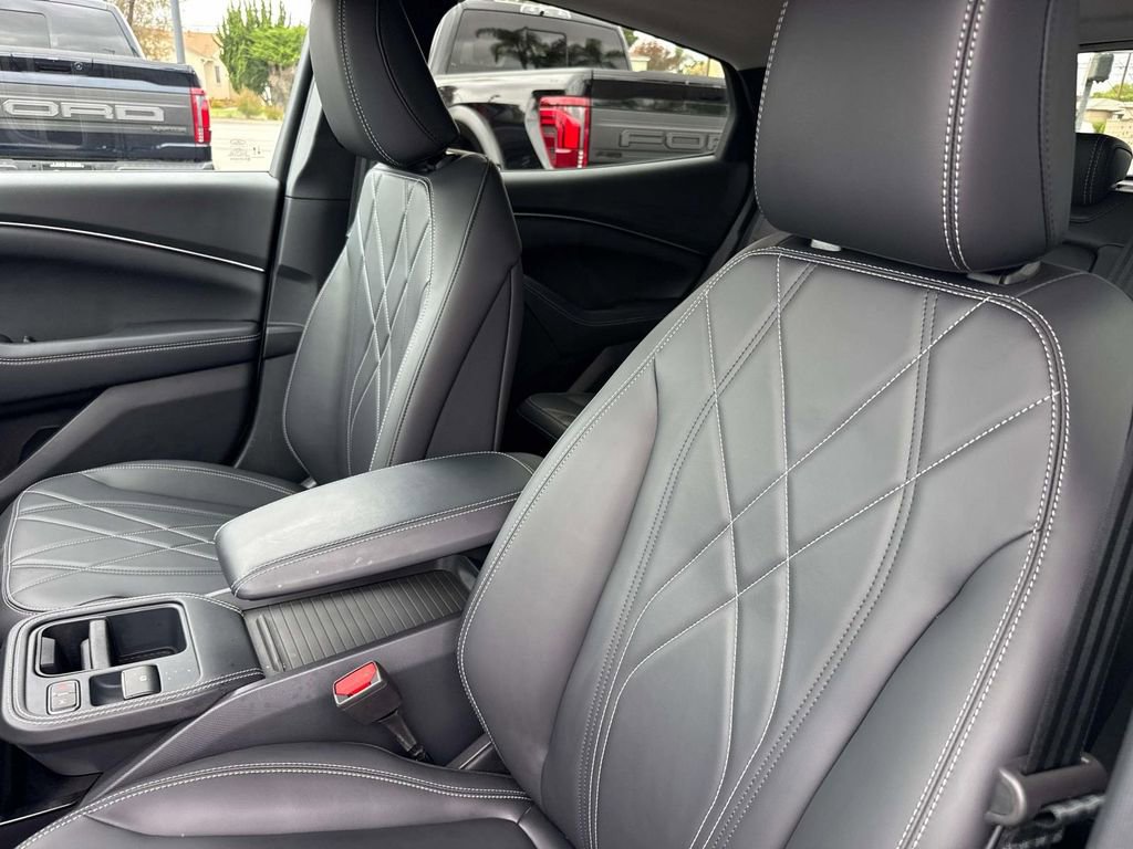 Certified 2025 Ford Mustang Mach-E Select RWD image 25