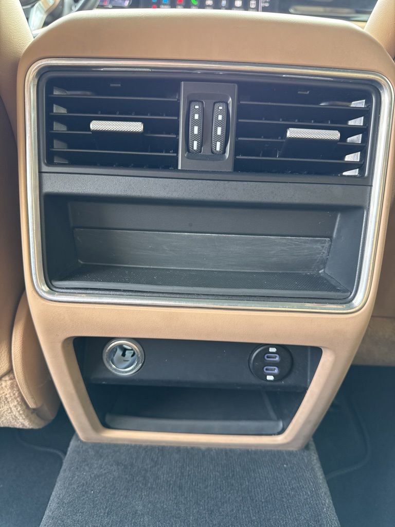Used 2023 Porsche Cayenne image 14