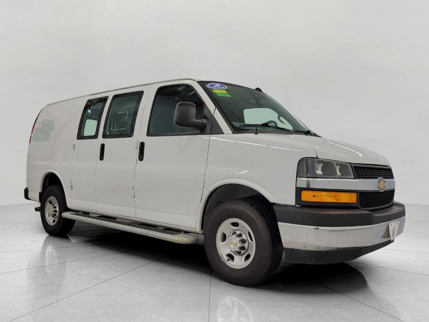 Used 2024 Chevrolet Express 2500 RWD 2500 135 w/ Driver Convenience Package video 1