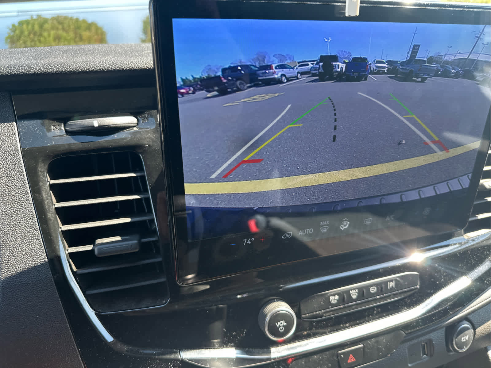 Used 2023 Ford Transit 350 XLT image 9