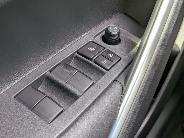 Used 2023 Toyota Corolla Cross AWD Hybrid w/ Convenience Package image 23
