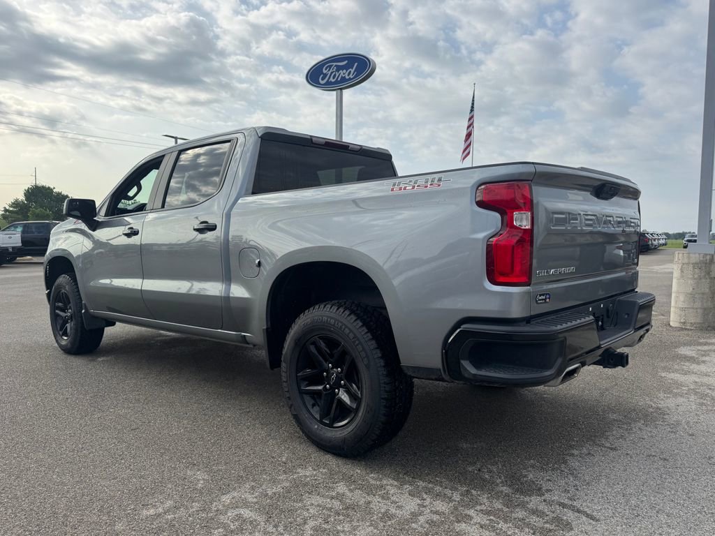 Used 2023 Chevrolet Silverado 1500 LT Trail Boss AWD/4WD image 4