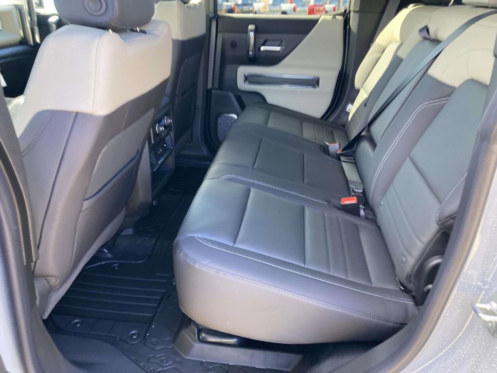 New 2026 GMC Hummer EV SUV image 12