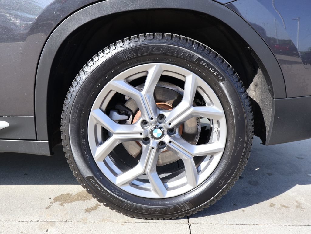 Used 2023 BMW X4 xDrive30i w/ Premium Package AWD/4WD image 41