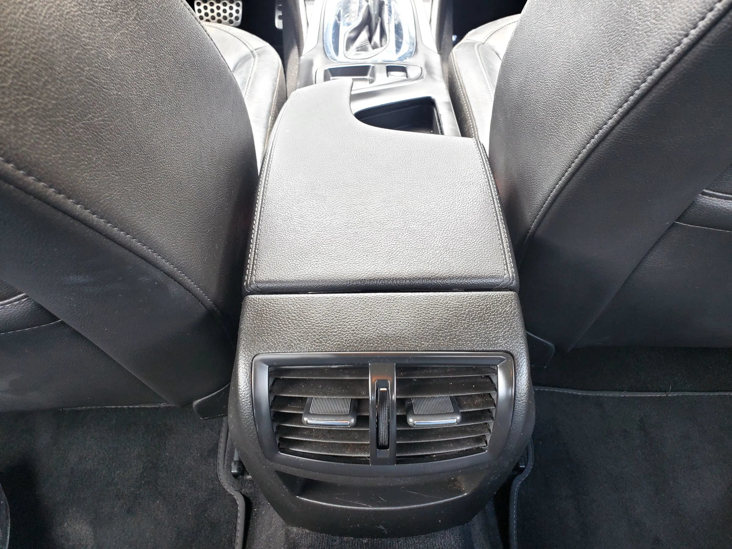 Used 2011 Buick Regal CXL FWD image 37