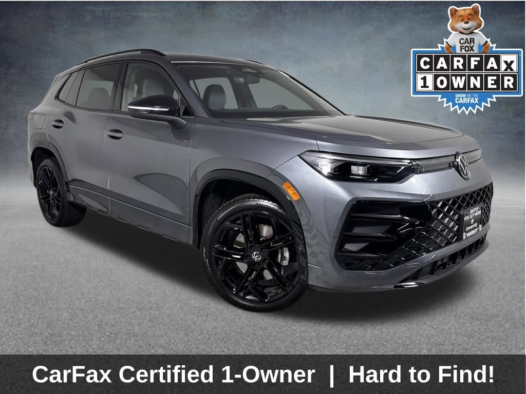 Used 2025 Volkswagen Tiguan SE R-Line AWD/4WD image 1