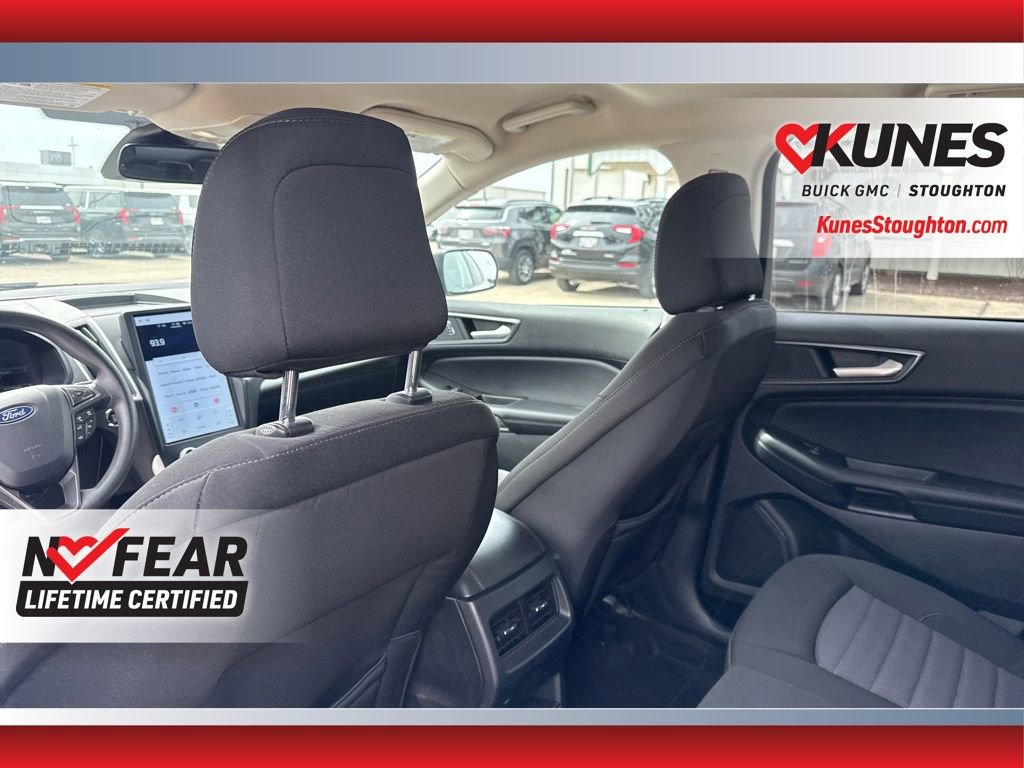 Used 2023 Ford Edge SE w/ Cargo Accessory Package image 34