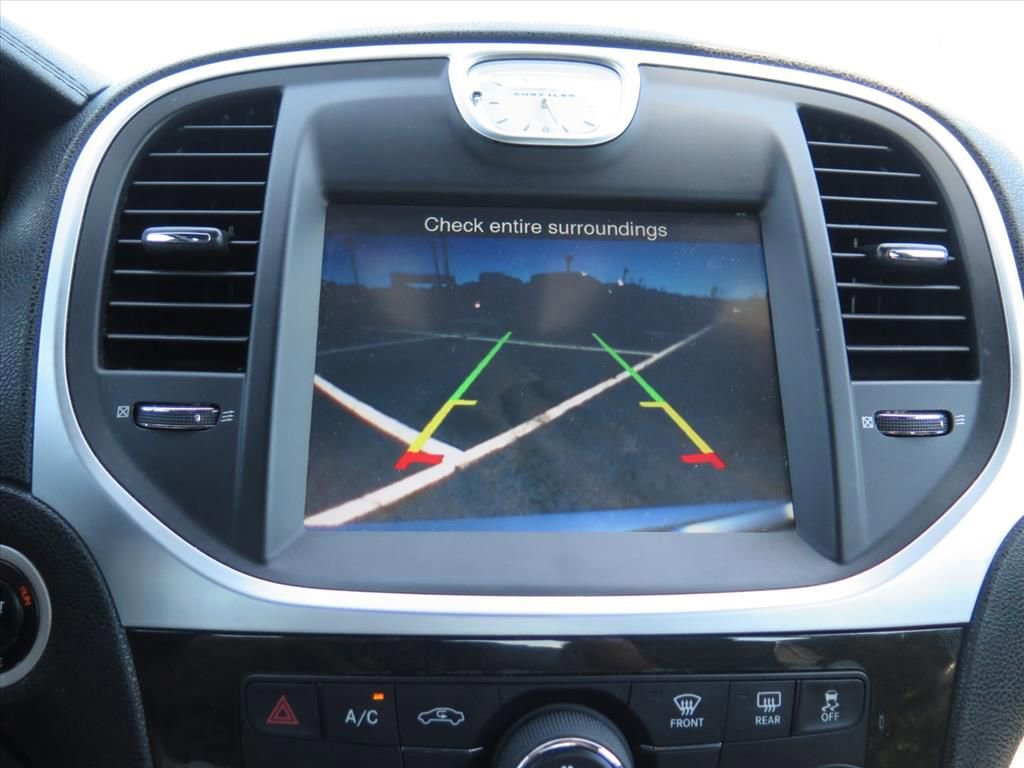 Used 2013 Chrysler 300 C AWD/4WD image 12