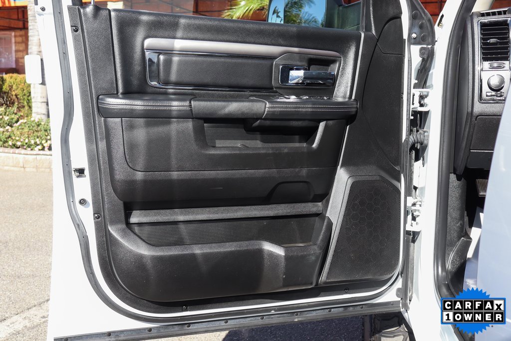 Used 2018 RAM 2500 Laramie w/ Sport Appearance Group image 13