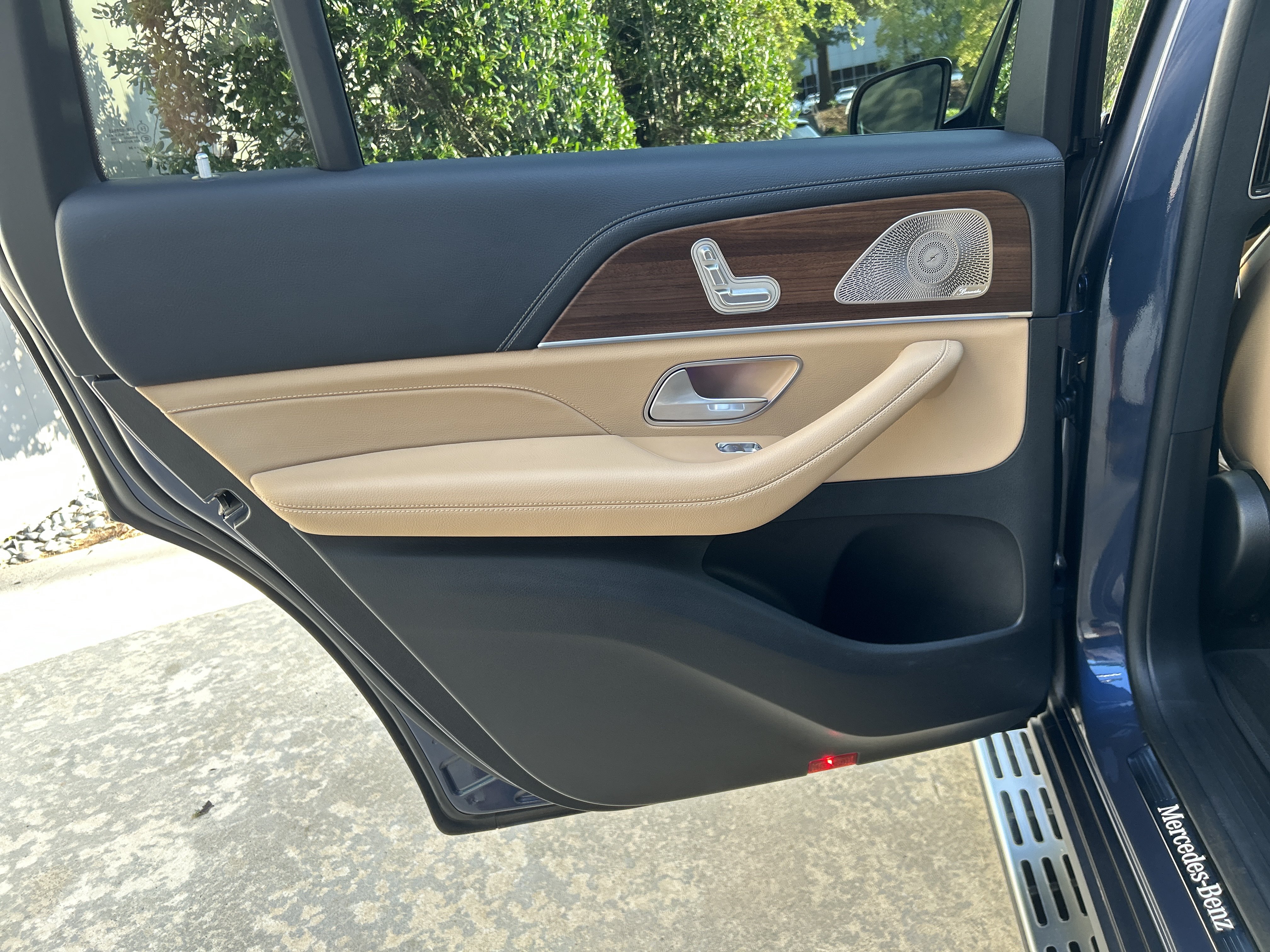 Certified 2024 Mercedes-Benz GLS 450 4MATIC image 39