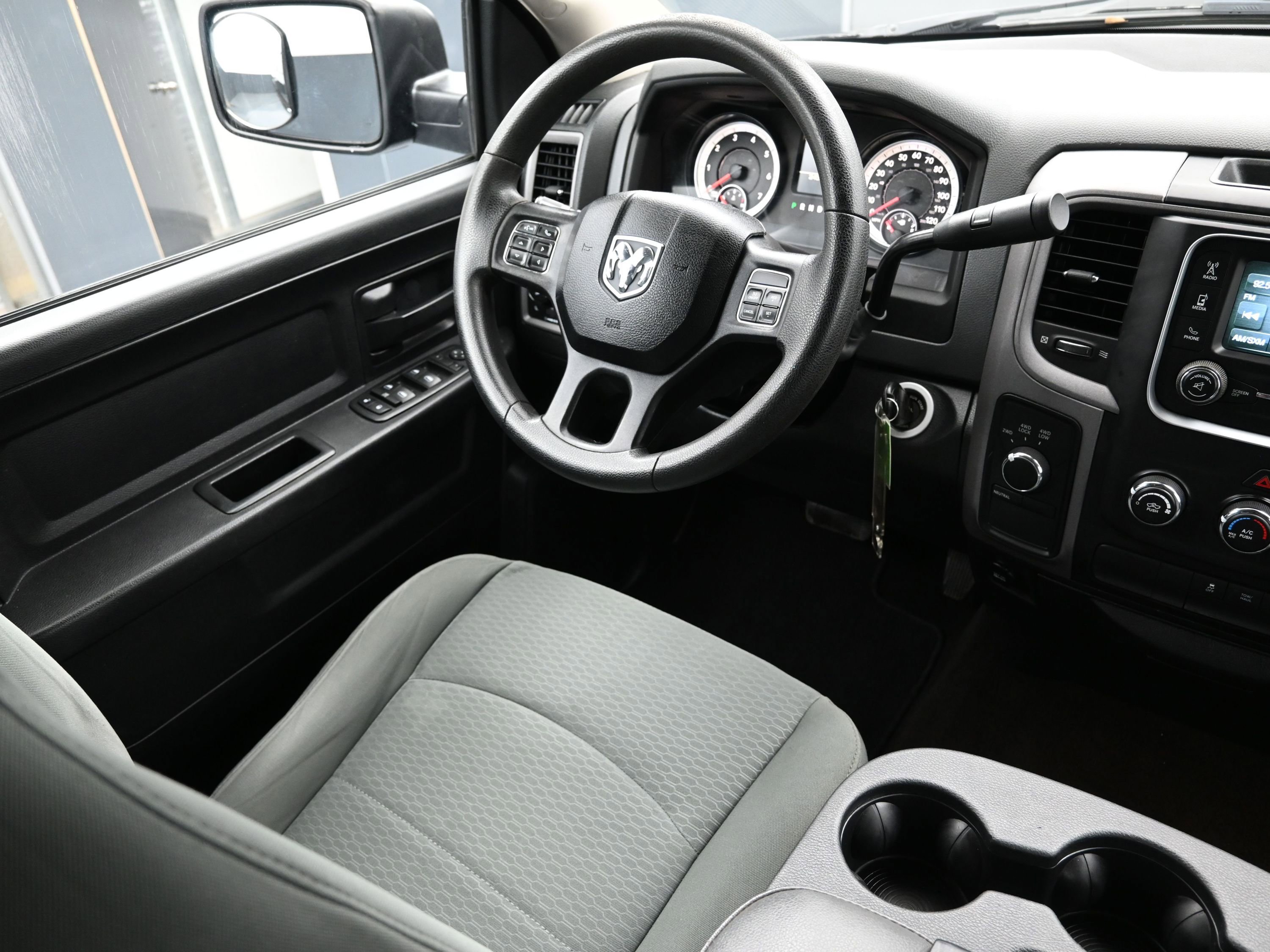 Used 2014 RAM 1500 Express image 23