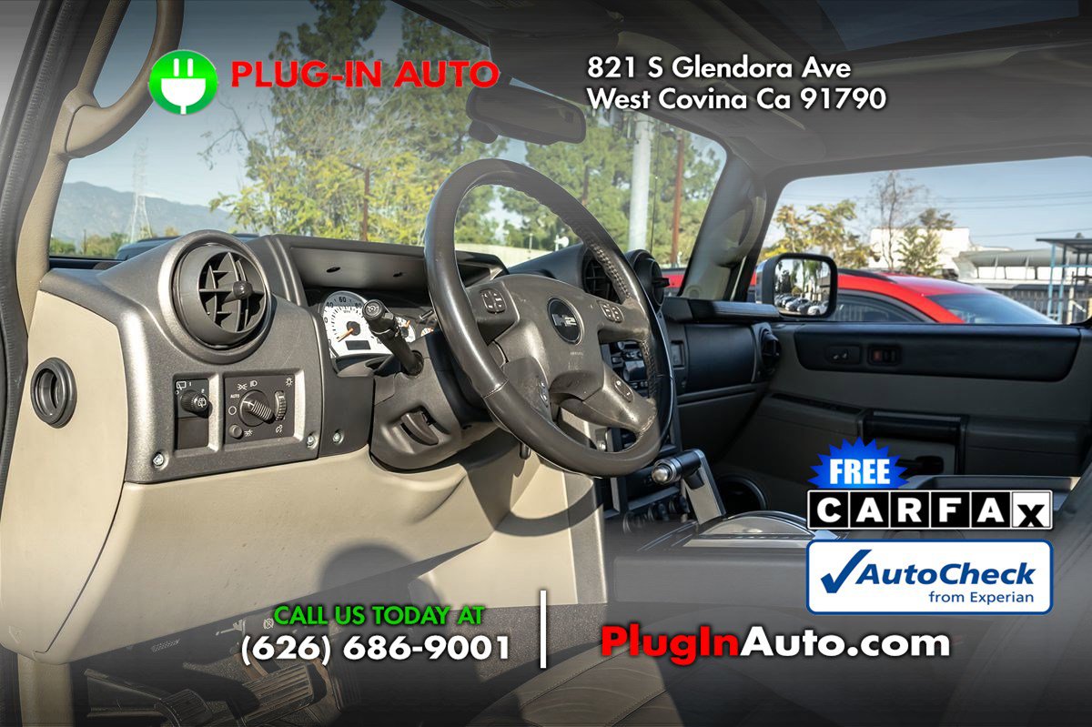 Used 2004 HUMMER H2 w/ Preferred Equipment Group image 6