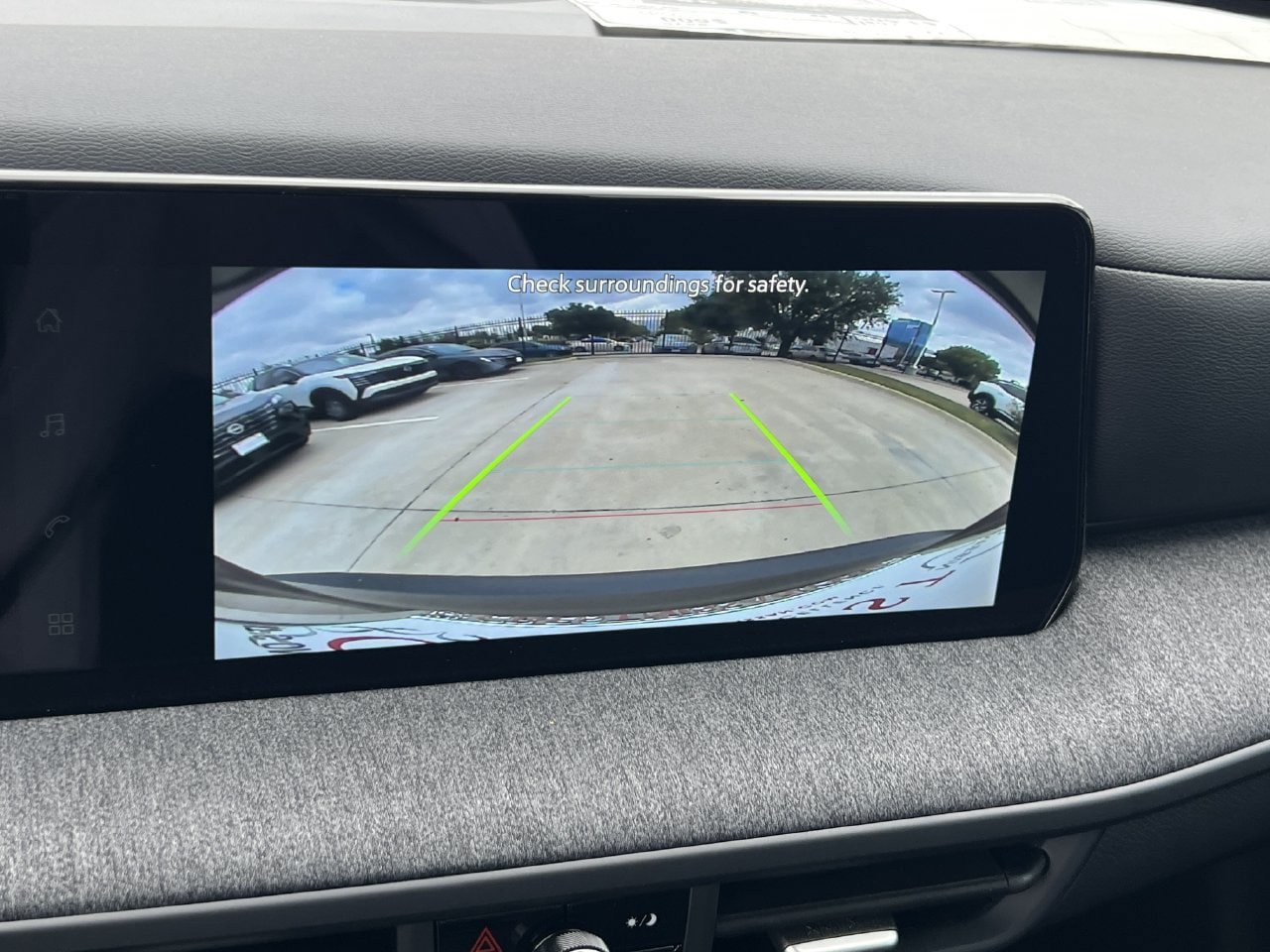 New 2027 Nissan Kicks S FWD image 9