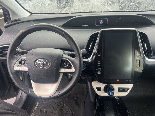 Certified 2018 Toyota Prius Four w/ Advanced Technology Package FWD image 10