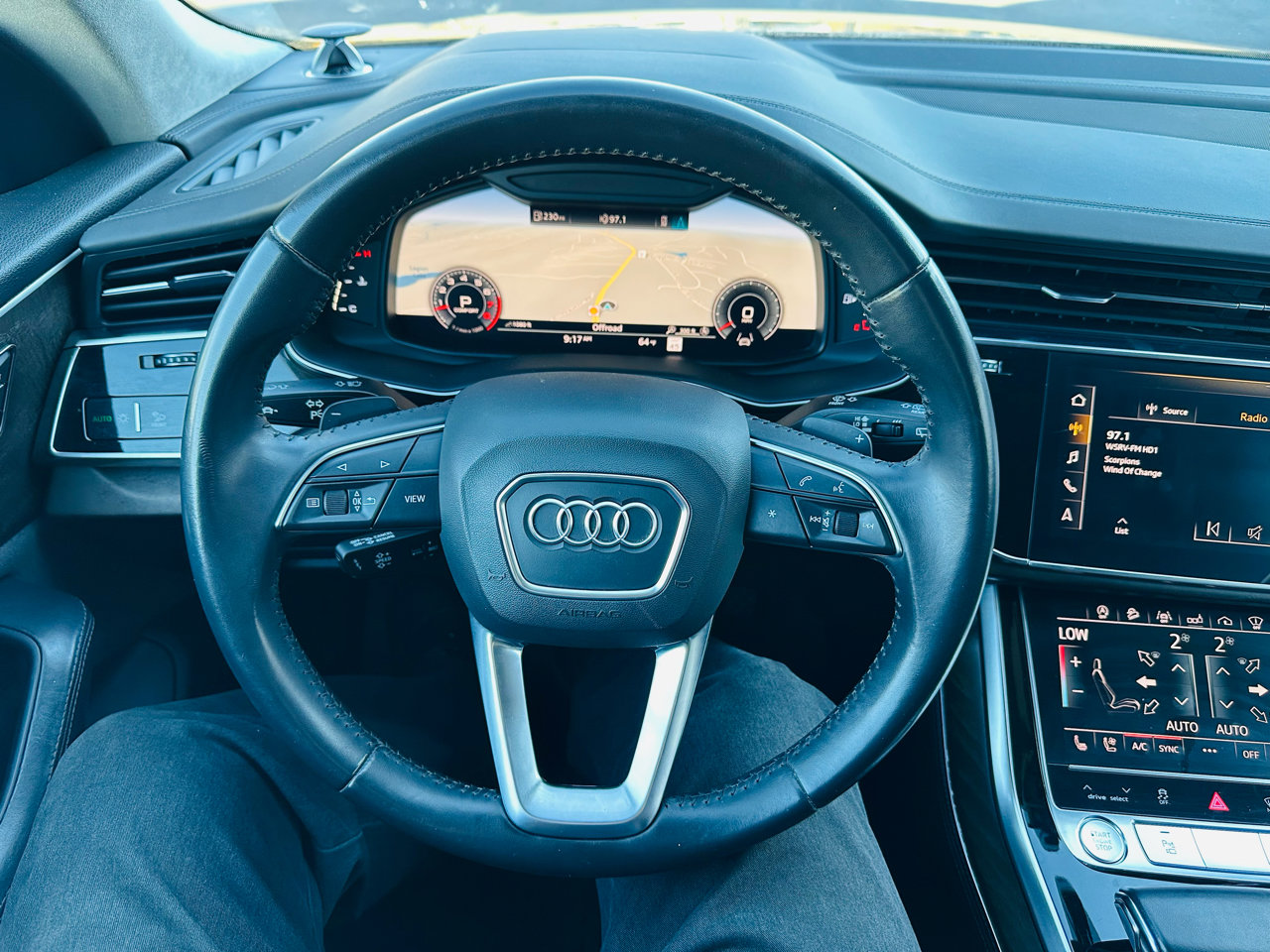 Used 2019 Audi Q8 Prestige image 27