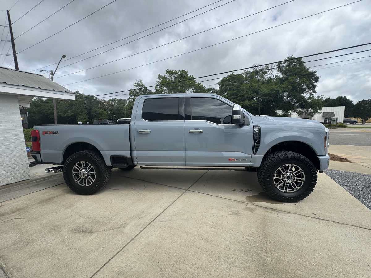Used 2026 Ford F250 Platinum w/ Platinum Plus Package AWD/4WD image 5