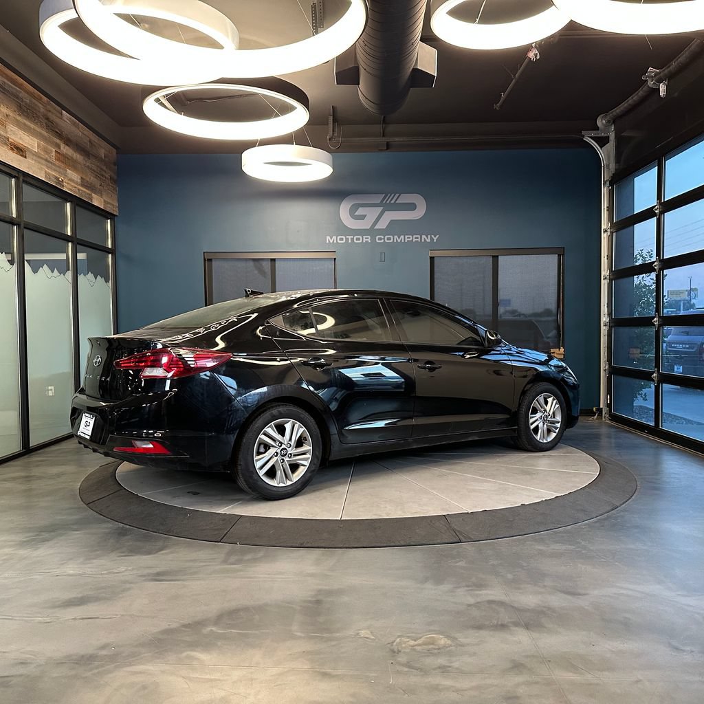 Used 2020 Hyundai Elantra Value Edition w/ Cargo Package (C1) FWD image 3