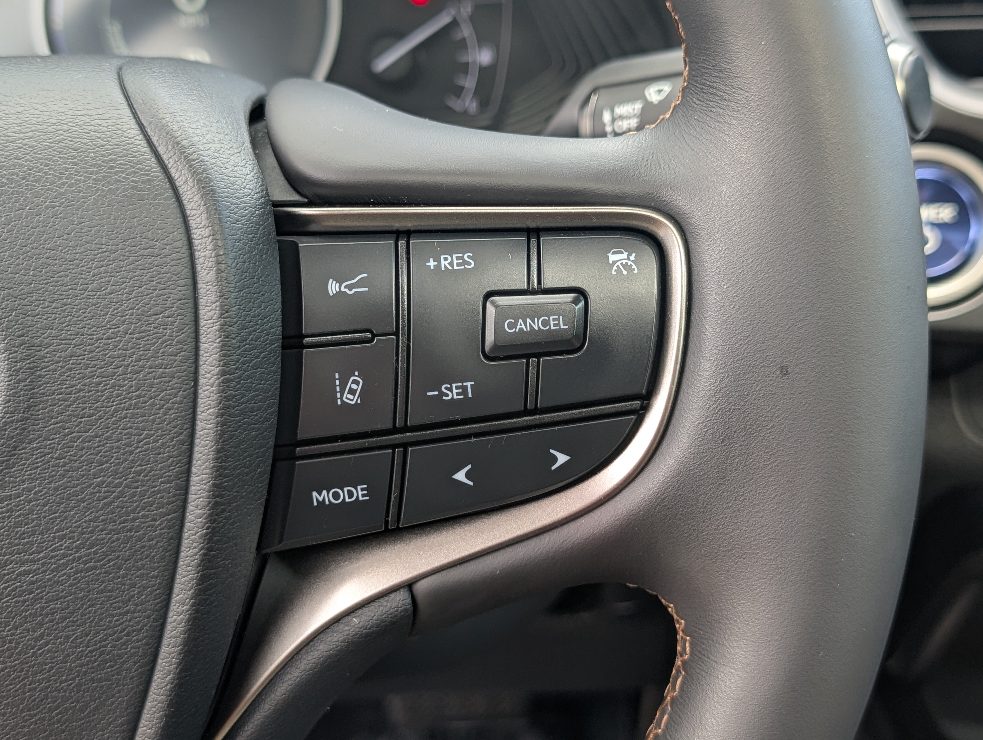 Certified 2021 Lexus UX 250h w/ Premium Package AWD/4WD image 23