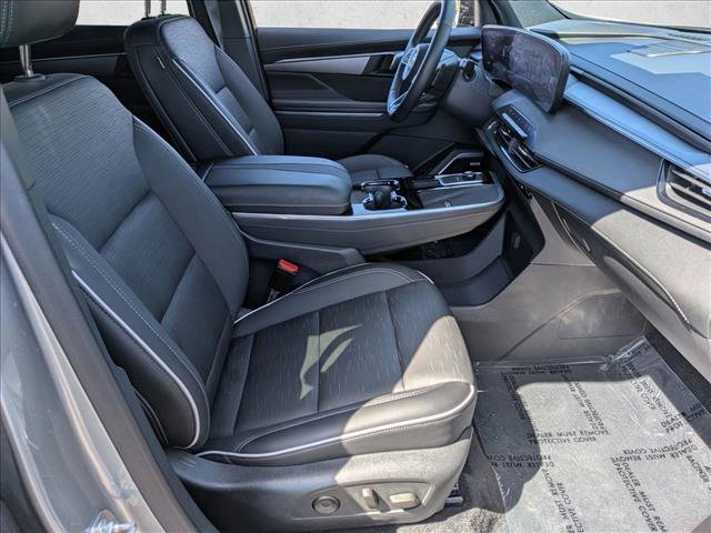 Used 2025 Buick Enclave Sport Touring image 29