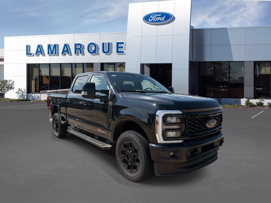New 2026 Ford F350 Lariat w/ Black Appearance Package