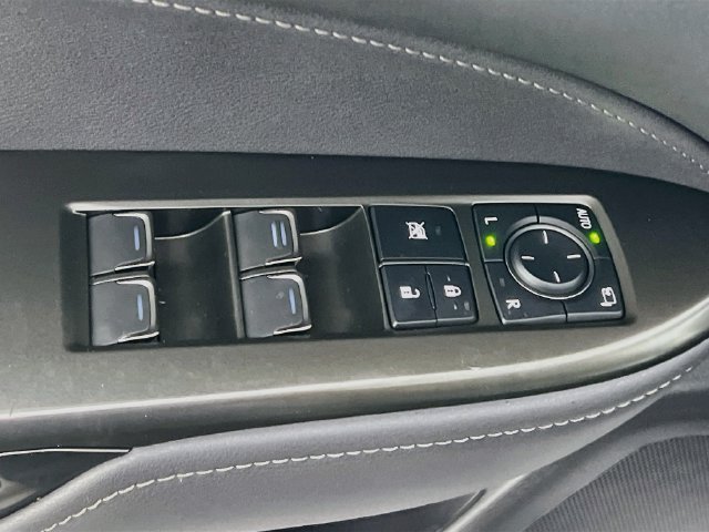 Used 2024 Lexus NX 350h AWD image 12