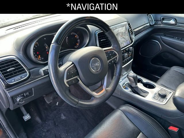 Used 2019 Jeep Grand Cherokee Overland image 3