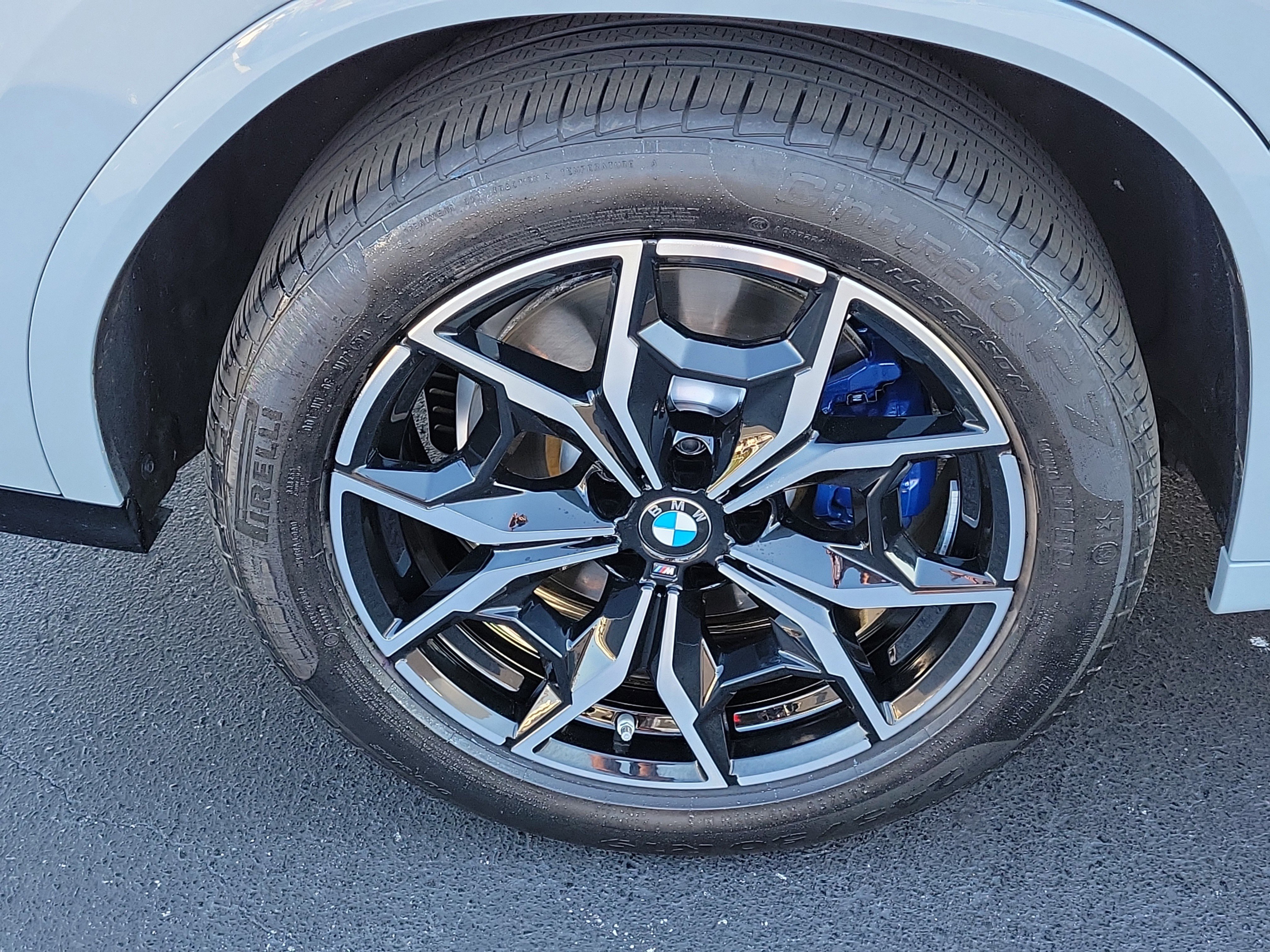 Used 2025 BMW X4 M40i image 7