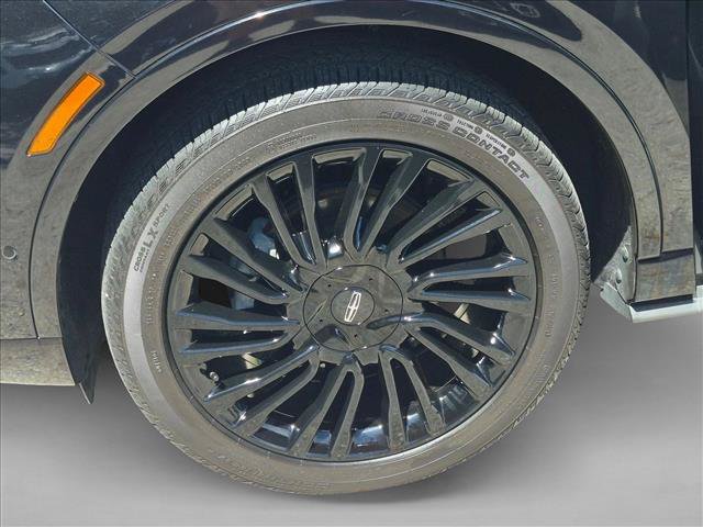 Used 2022 Lincoln Corsair Reserve w/ Equipment Group 201A FWD image 25