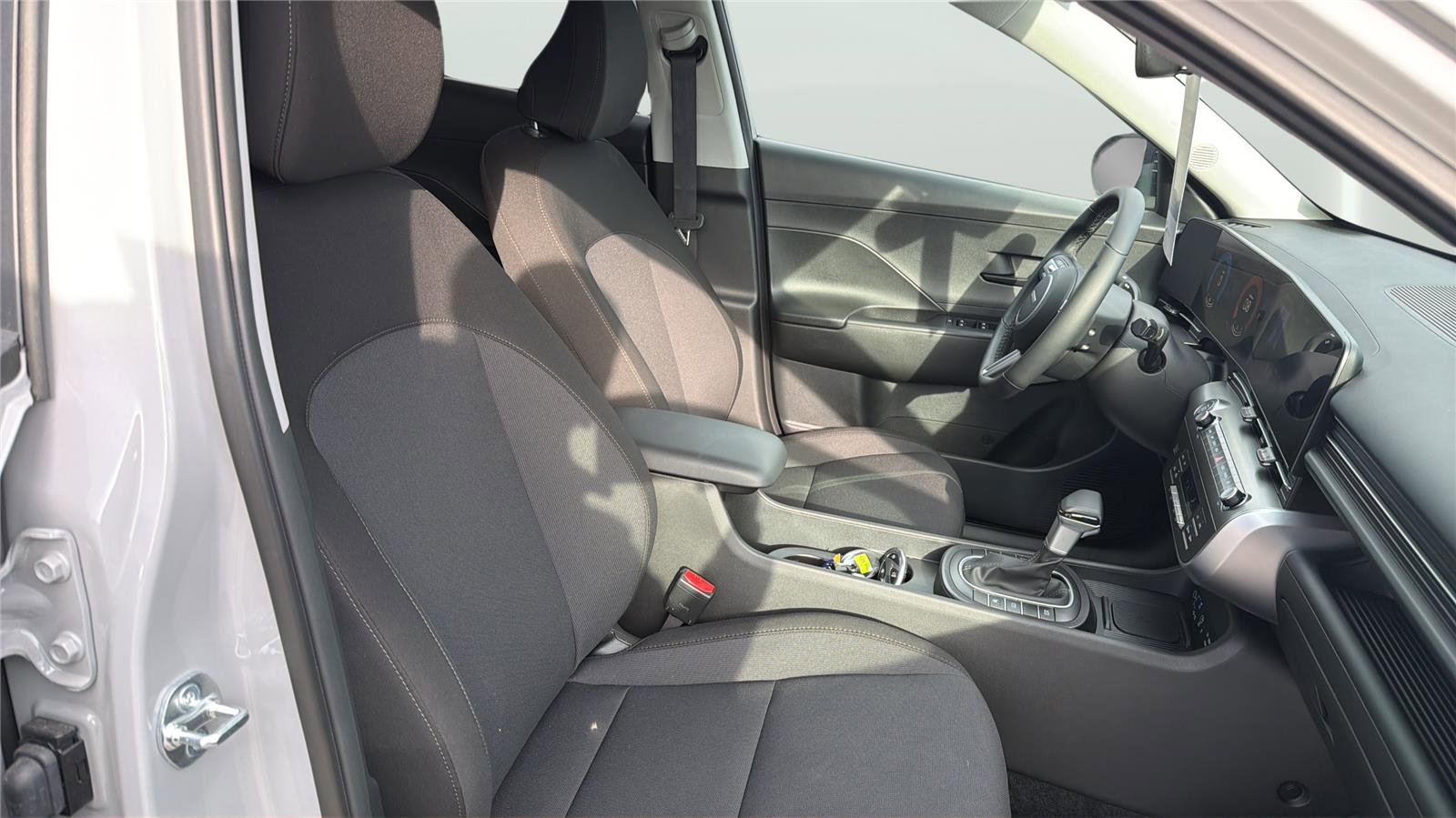 Certified 2026 Hyundai Kona SEL Sport image 15