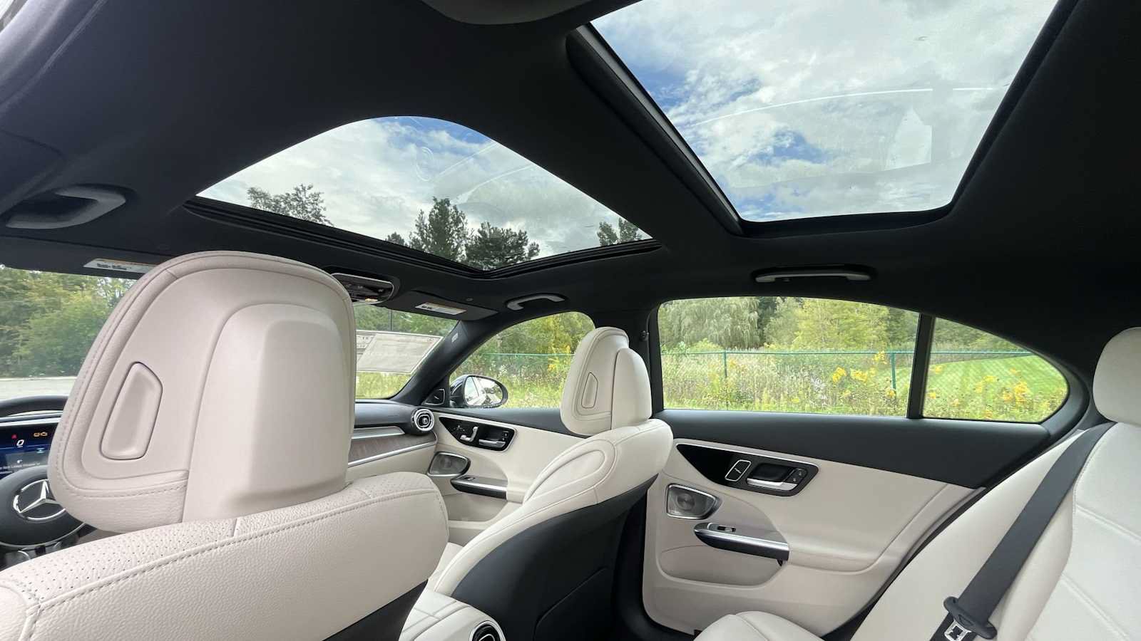 New 2026 Mercedes-Benz C 300 4MATIC Sedan image 34