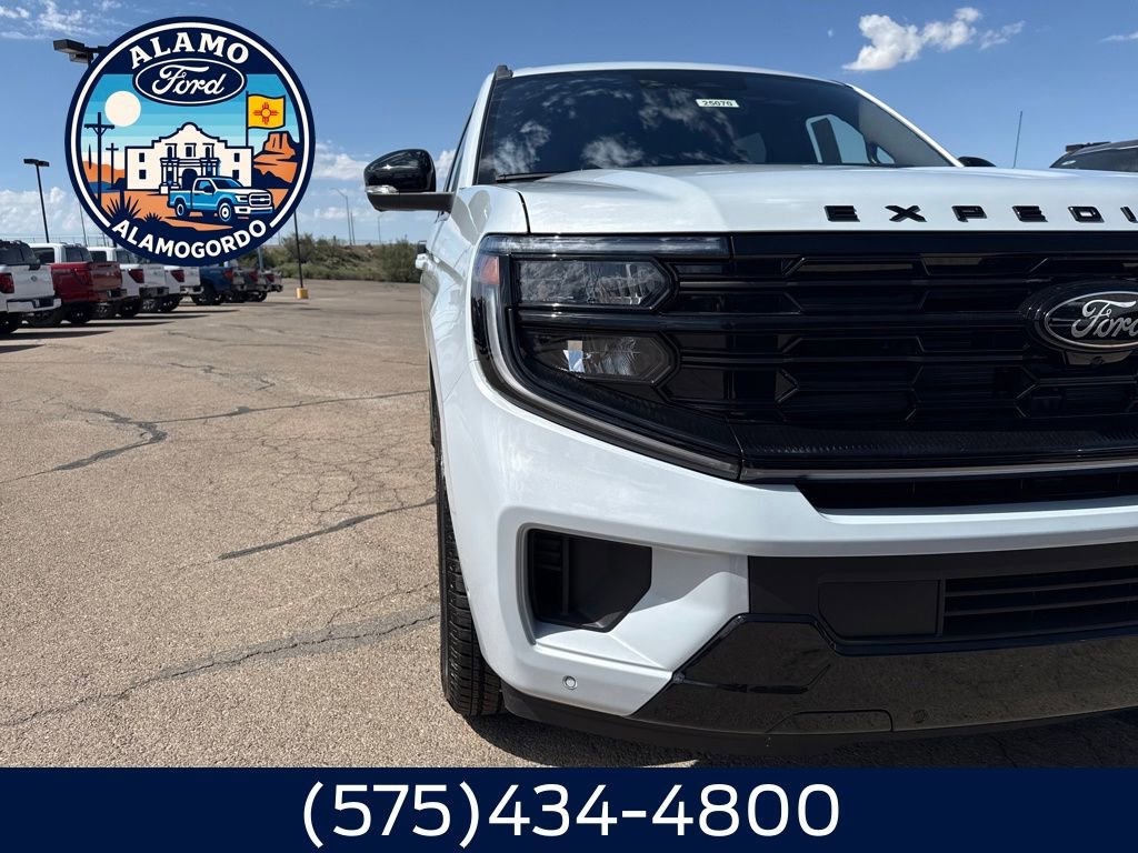 New 2025 Ford Expedition Platinum w/ Stealth Performance Package AWD/4WD image 26