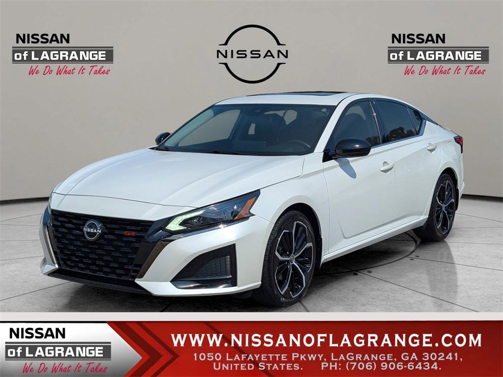 Used 2023 Nissan Altima 2.5 SR w/ SR Premium Package