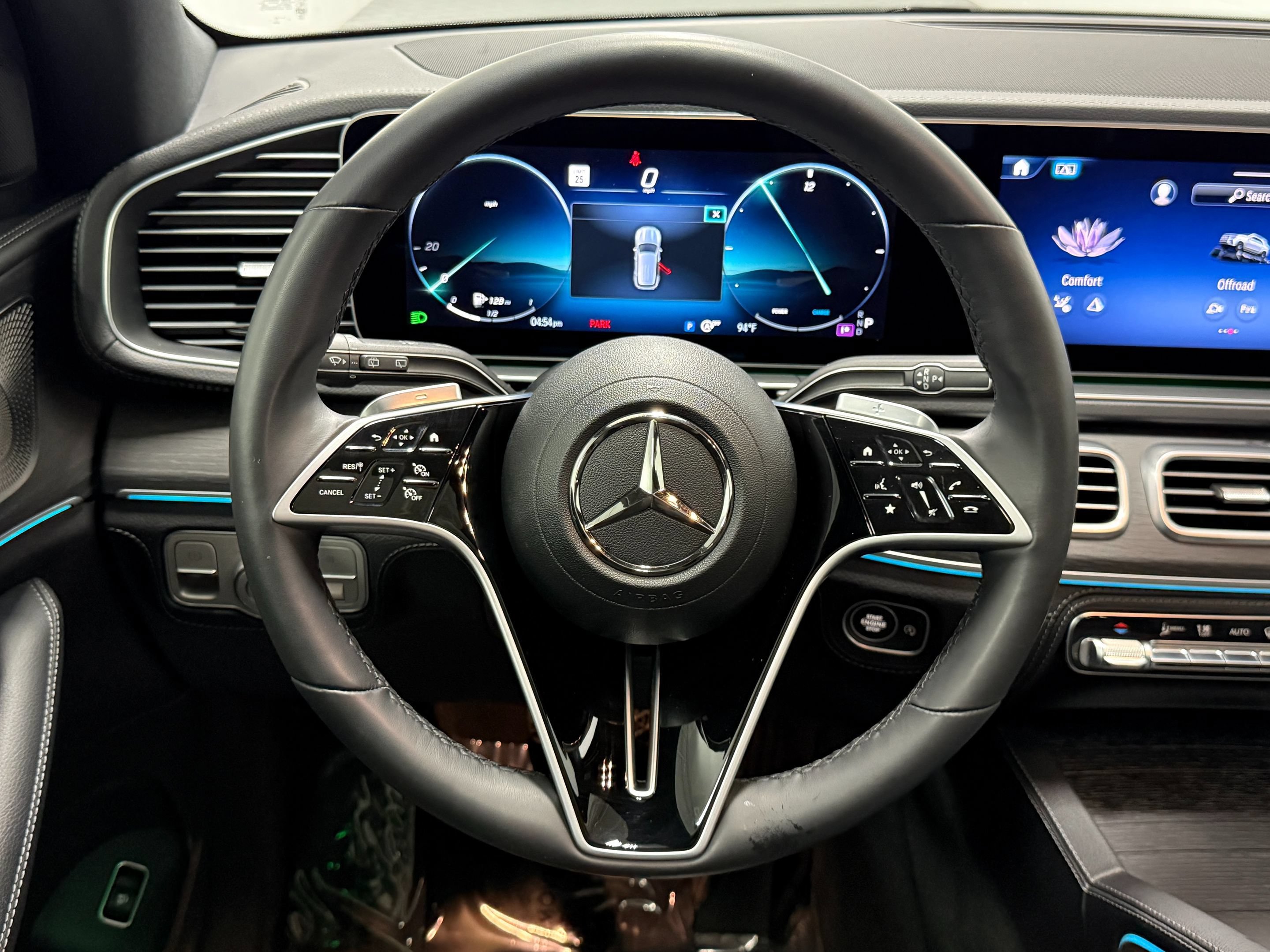 Used 2024 Mercedes-Benz GLE 450 4MATIC image 19