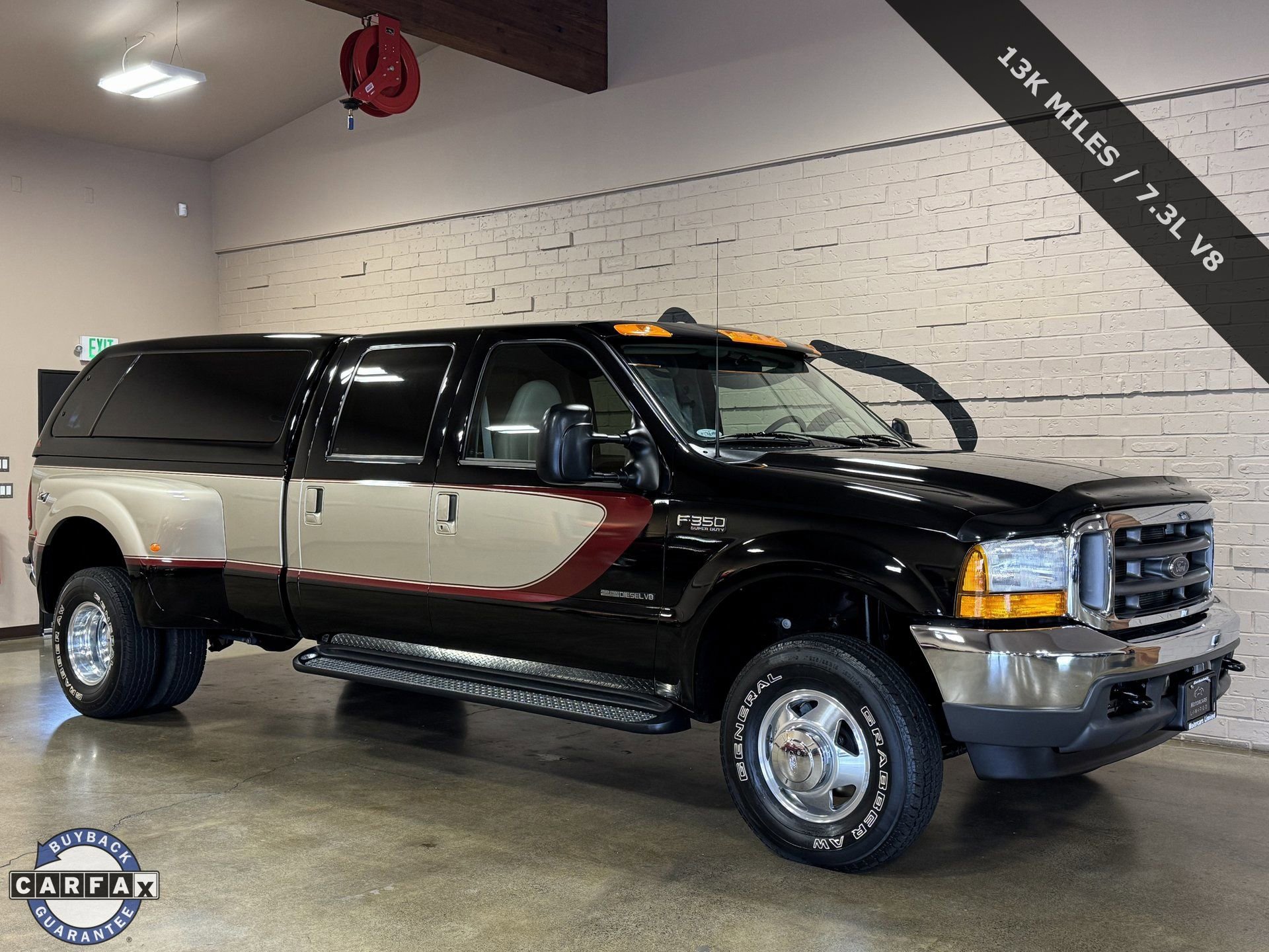 Used 2001 Ford F350 Lariat image 1