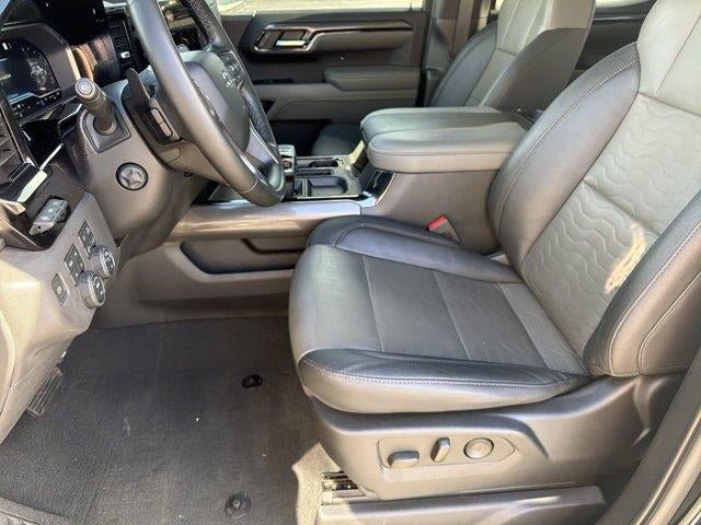 Used 2023 Chevrolet Silverado 1500 ZR2 w/ Technology Package AWD/4WD image 9