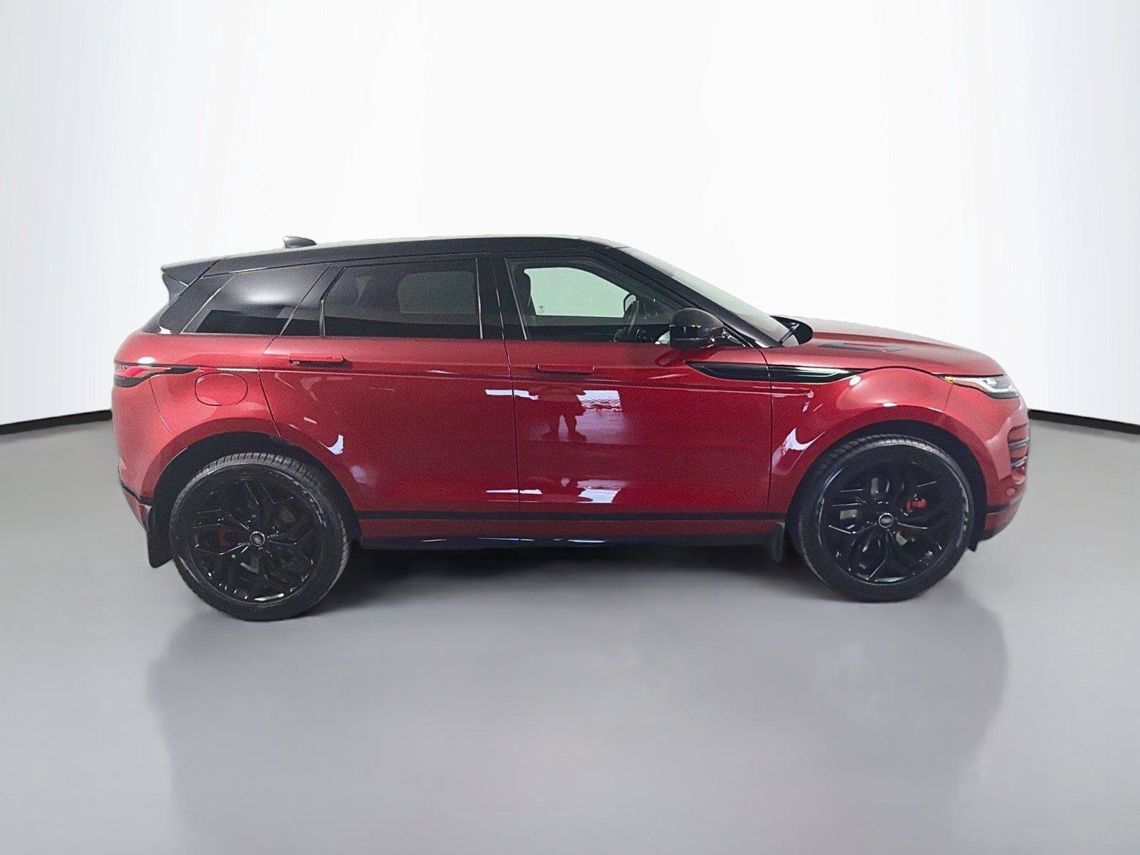 Certified 2023 Land Rover Range Rover Evoque R-Dynamic SE AWD/4WD image 4