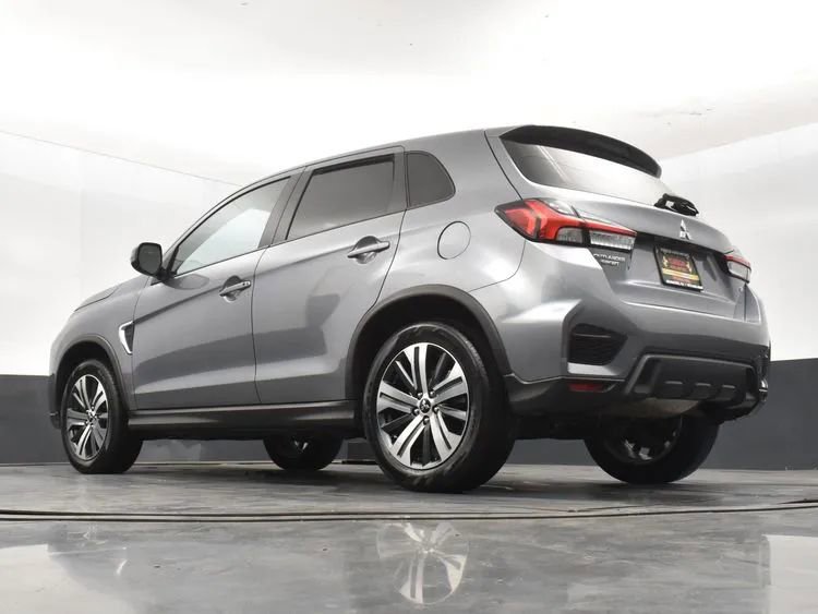 Used 2025 Mitsubishi Outlander Sport SE AWD/4WD image 12